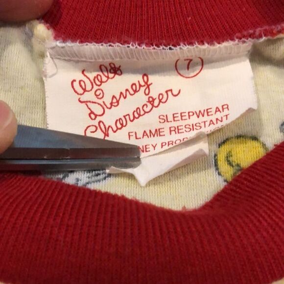 Adorable Mickey & Friends vintage Pajamas | 1980’s | Size 7 - Picture 4 of 10